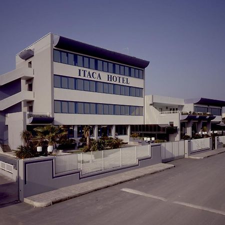 Itaca Hotel Barletta Buitenkant foto
