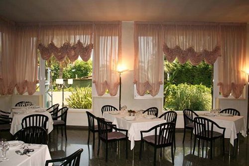 Itaca Hotel Barletta Buitenkant foto