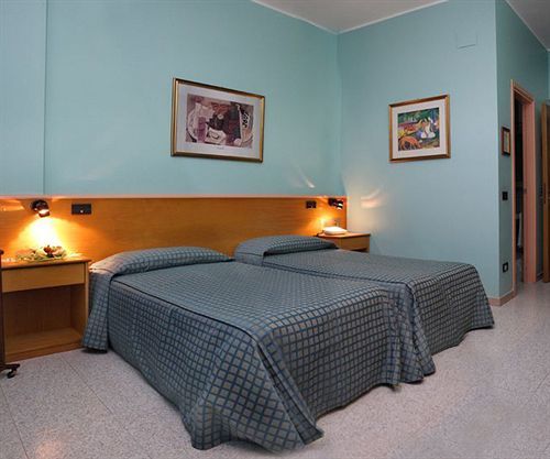 Itaca Hotel Barletta Buitenkant foto